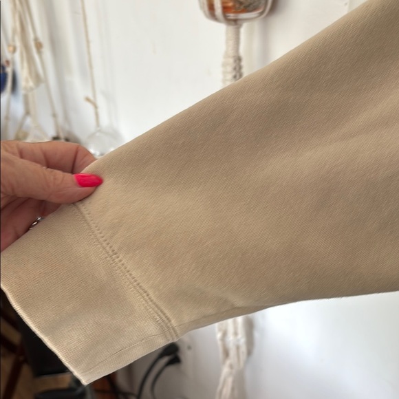 🦸♂️Big & Tall -Nike Tan Classic hoodie - Picture 3 of 3